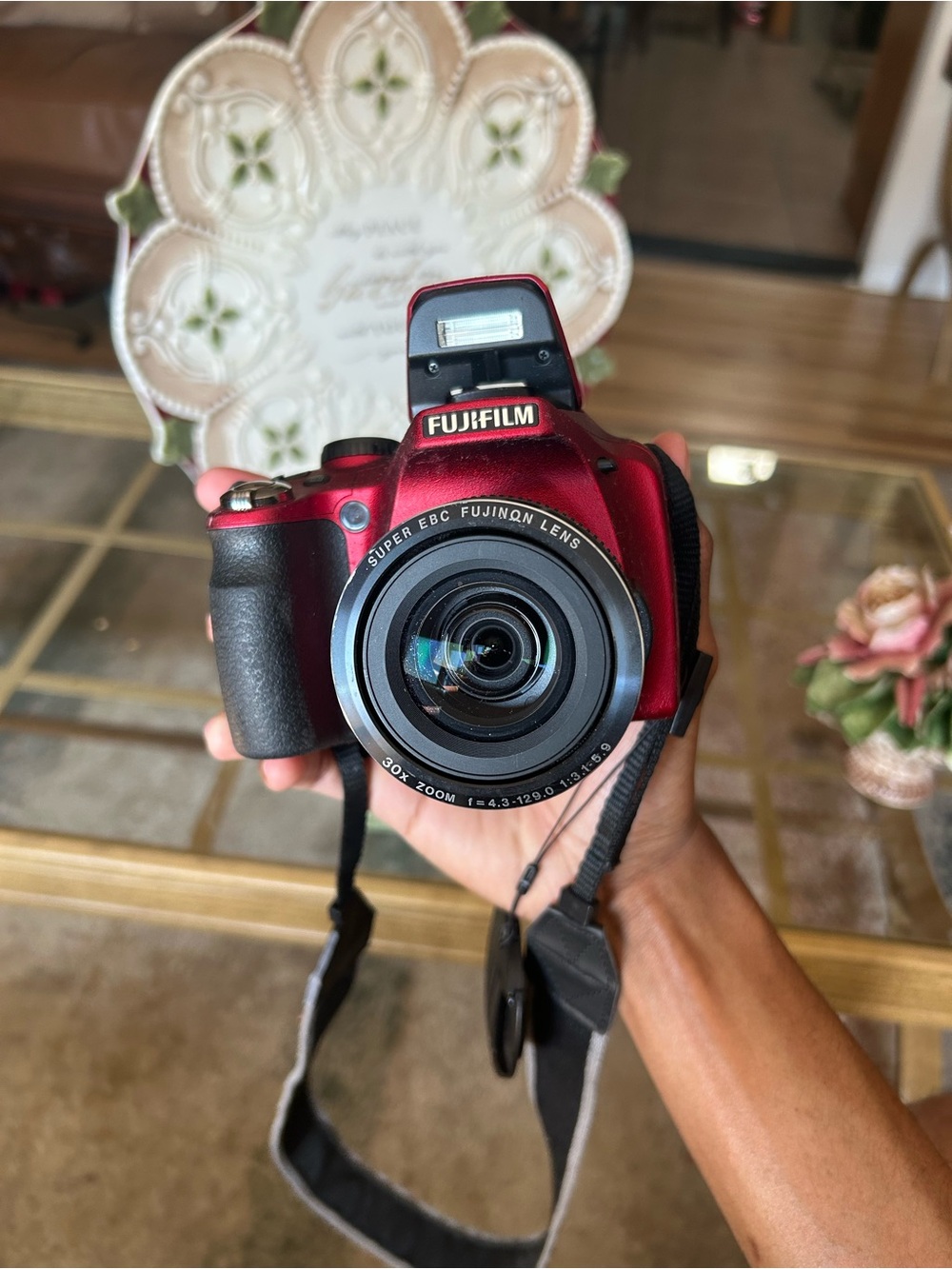 Rare Red Fujifilm FinePix SL300 14 Mega Pixel 30x Zoom Digital Camera w Sd card
